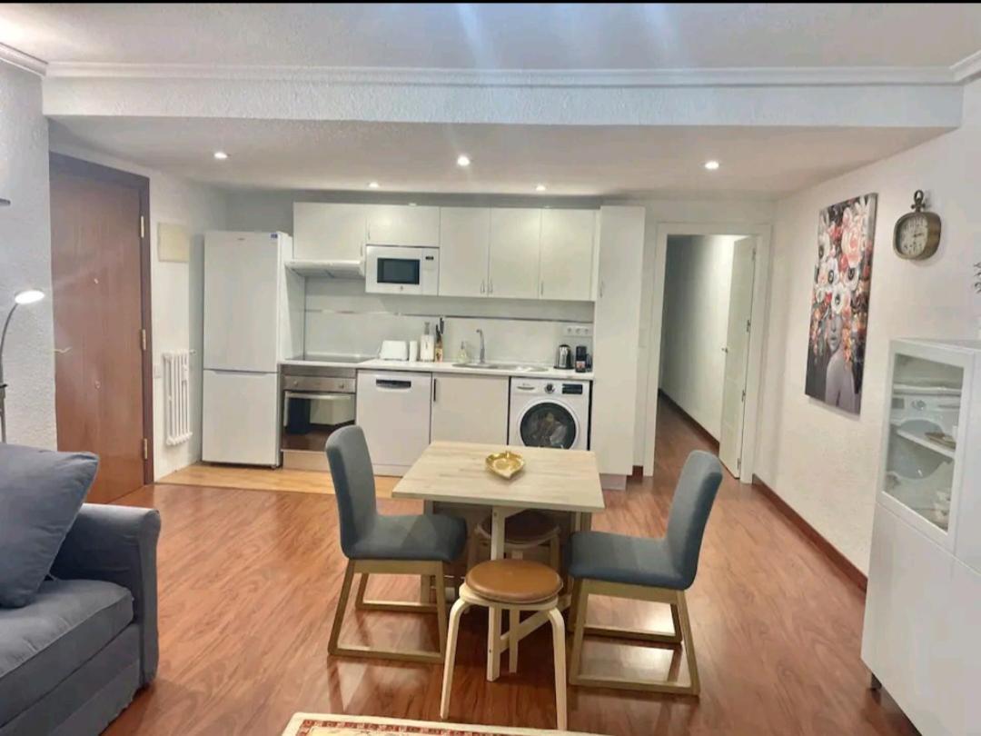 Апартаменты Piso Nuevo Centro Doctor Casal Овьедо Экстерьер фото