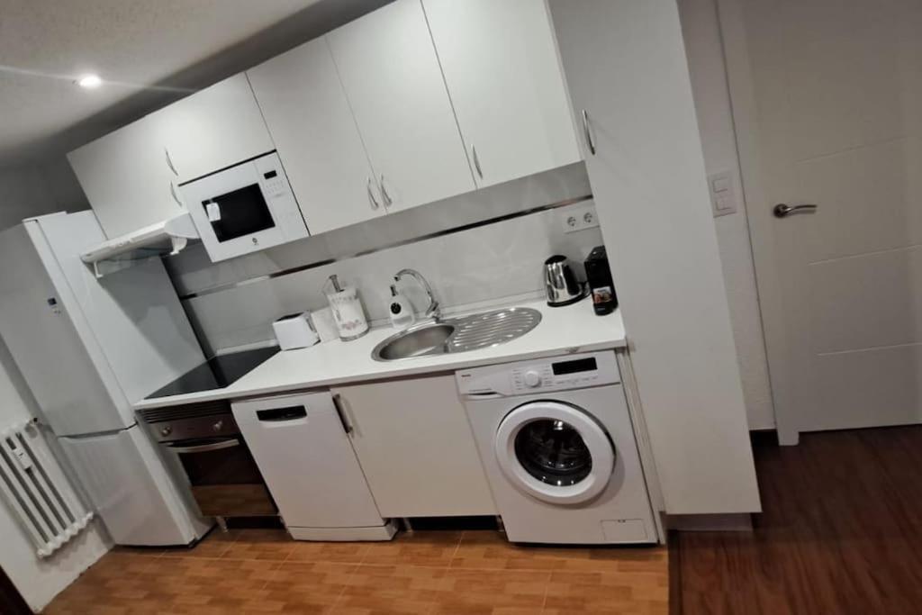 Апартаменты Piso Nuevo Centro Doctor Casal Овьедо Экстерьер фото